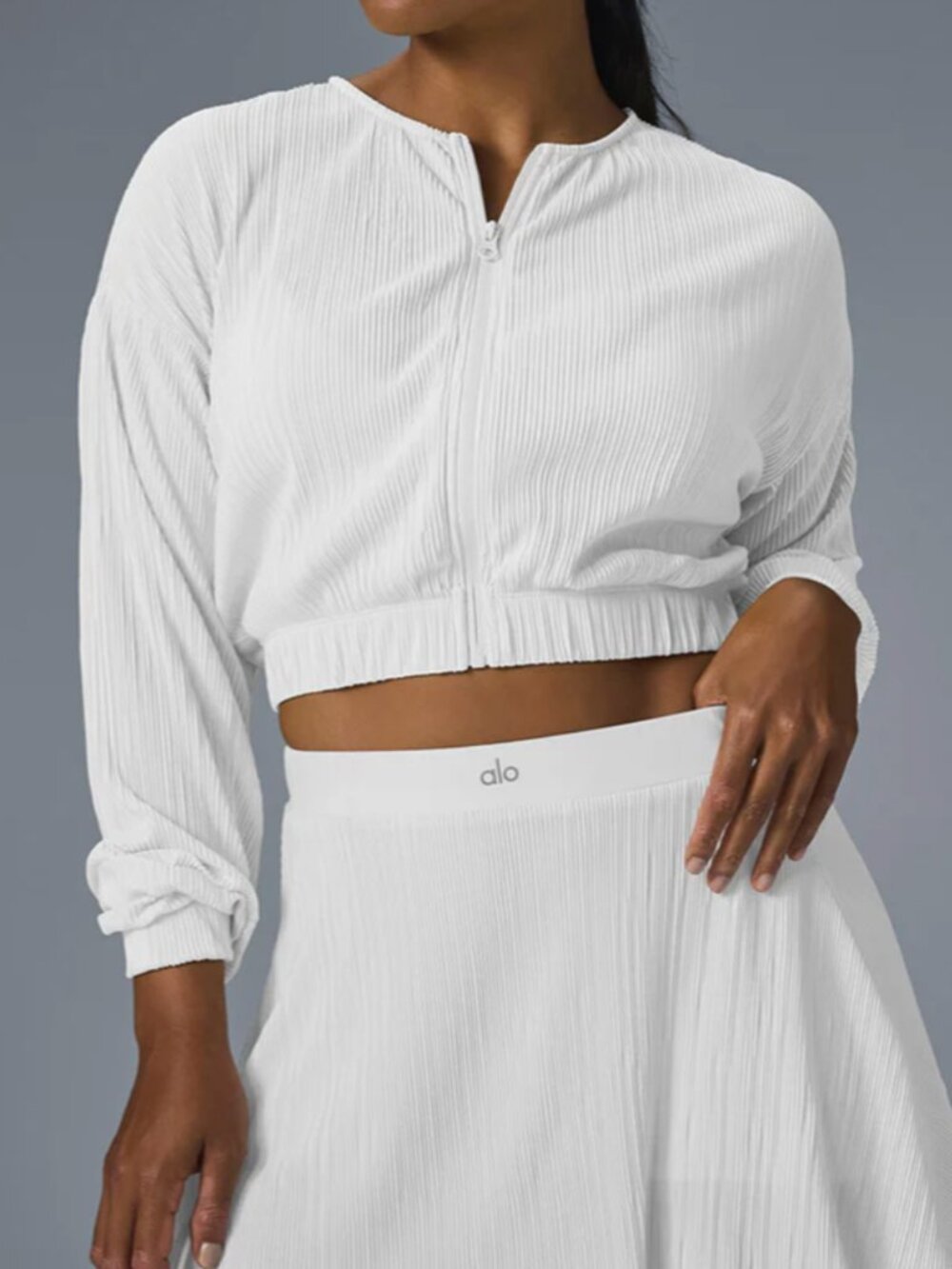 ALO Cropped Micro Plisse Jacket